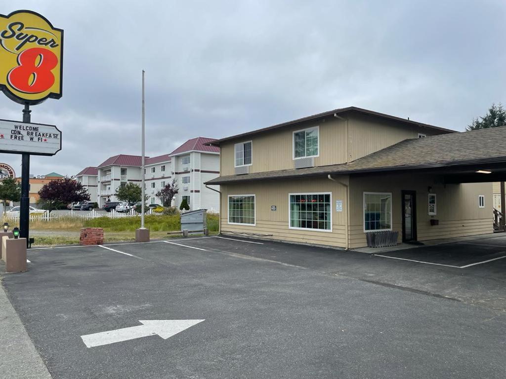 Super 8 By Wyndham Crescent City Exteriér fotografie